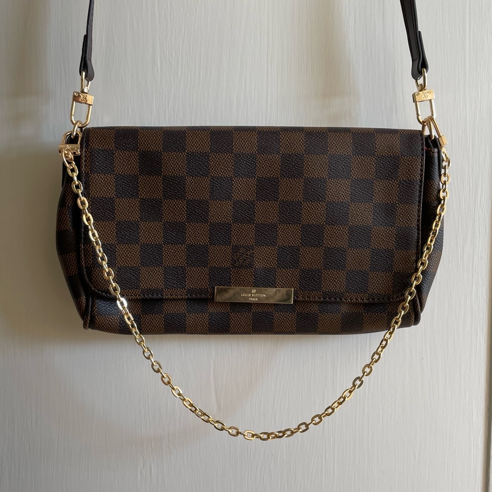 COPY - Louis Vuitton cross body/clutch